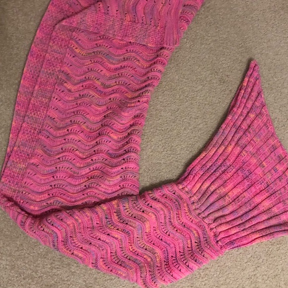 Other - NEVER USED 🧜‍♀️ FULL SIZED MERMAID BLANKET